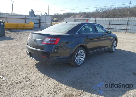 2015 Ford Taurus Limited z USA, uszkodzony, nr VIN 1FAHP2F8XFG171061